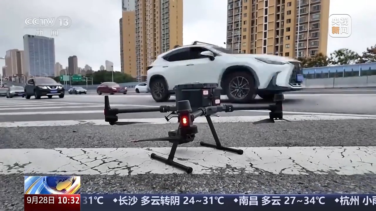 無信號燈路口通行規(guī)則_出行提示_國慶中秋假期交通安全提示