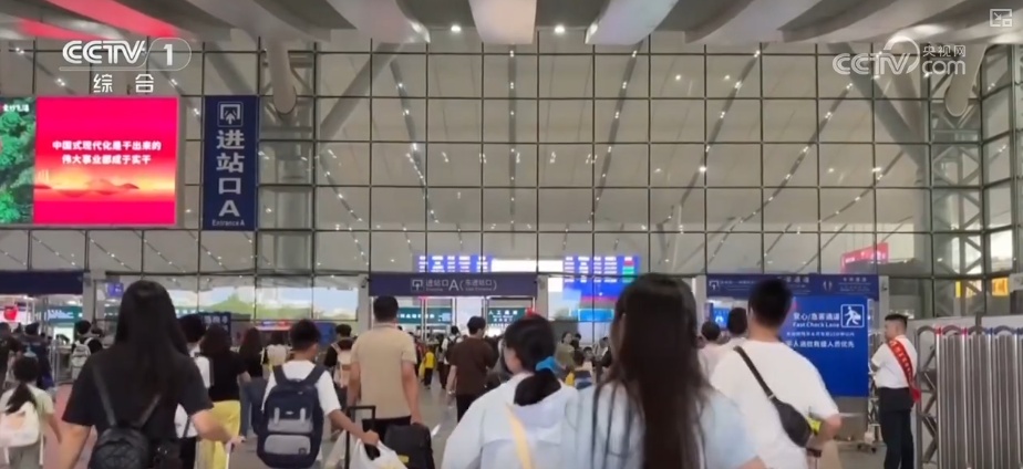 出行提示_2025國慶中秋假期交通出行情況_自駕出行預(yù)測(cè)數(shù)據(jù)