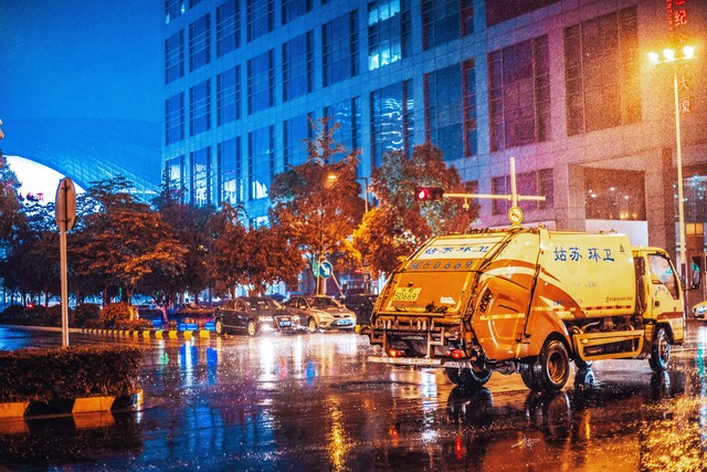 強降雨天氣安全出行_出行提示_暴雨預(yù)警信號