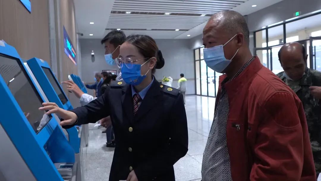 出行提示_2021年國慶節(jié)高速公路免費通行時間_陜西國慶節(jié)高速公路流量預測