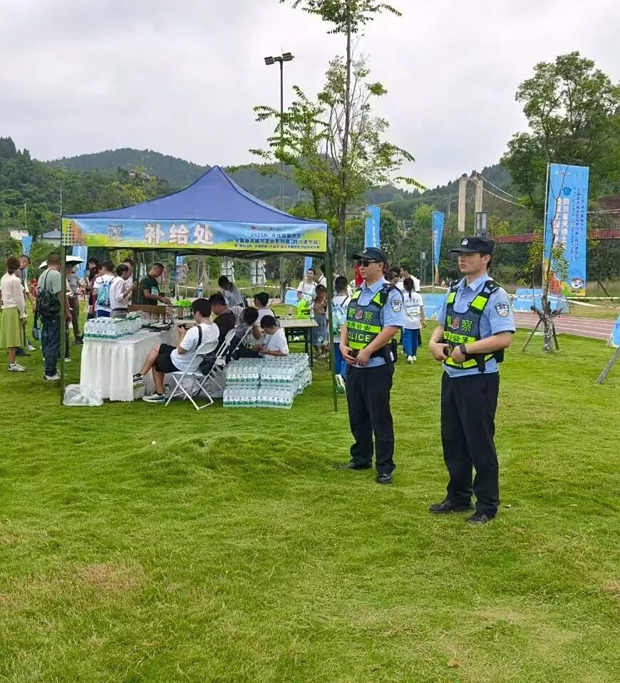 國(guó)慶節(jié)高速免費(fèi)通行時(shí)間_出行提示_國(guó)慶中秋雙節(jié)出行安全提示