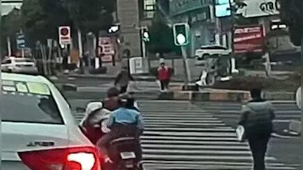 寒假交通安全提示_中小學(xué)生交通安全意識_出行提示