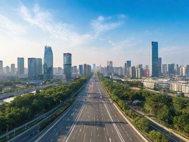 9月15日8時(shí)實(shí)時(shí)路況信息公布！城市道路與高速狀況全知曉